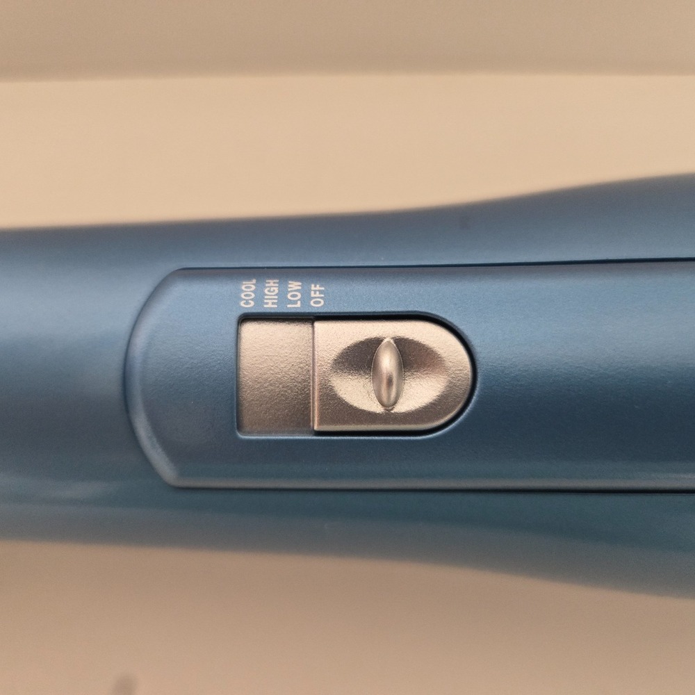 Babyliss PRO Nano Titanium Professional Hot Air Dry Brush Styling 2.5" BNTHB250 - Picture 3 of 6